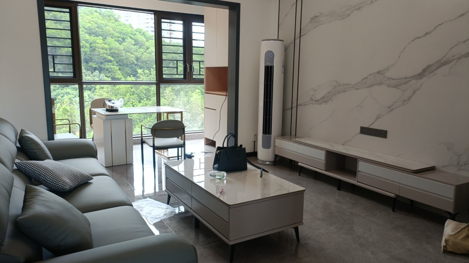 精装—拎包入住